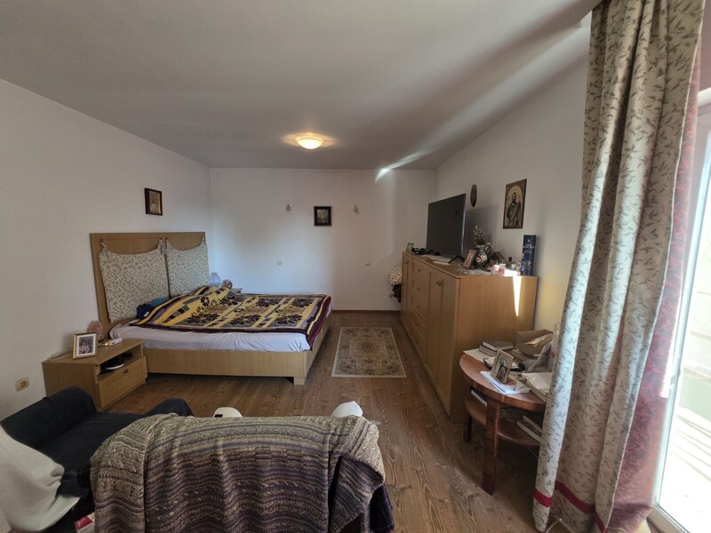 Dristor, Camil Ressu, 15 minute metrou, pe strada Ilioara